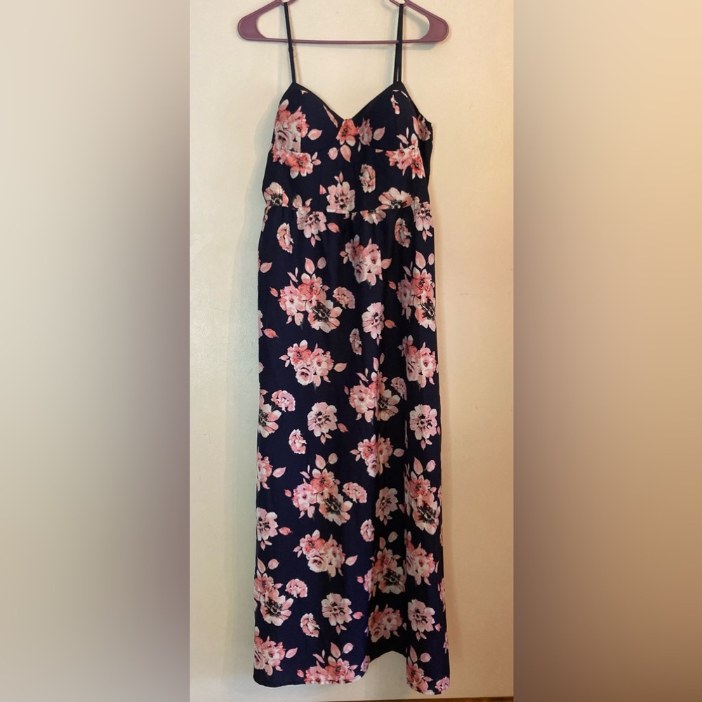 SALE❗️Band of Gypsies Women’s Large Navy Pink White Floral Spaghetti strap Dress